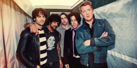 queens_of_the_stone_age_andrewwhittongallery