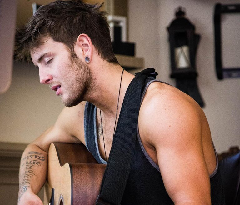 ‪Drew Chadwick: Return To Love&nbsp;Tour