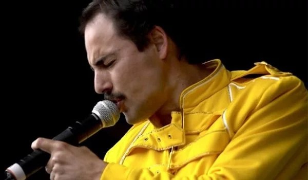 God Save The Queen: Is This The Real&nbsp;Life?