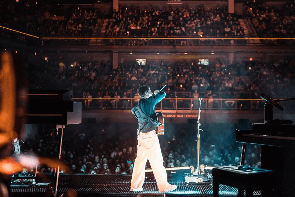 Show único do Alec Benjamin em São Paulo é&nbsp;cancelado