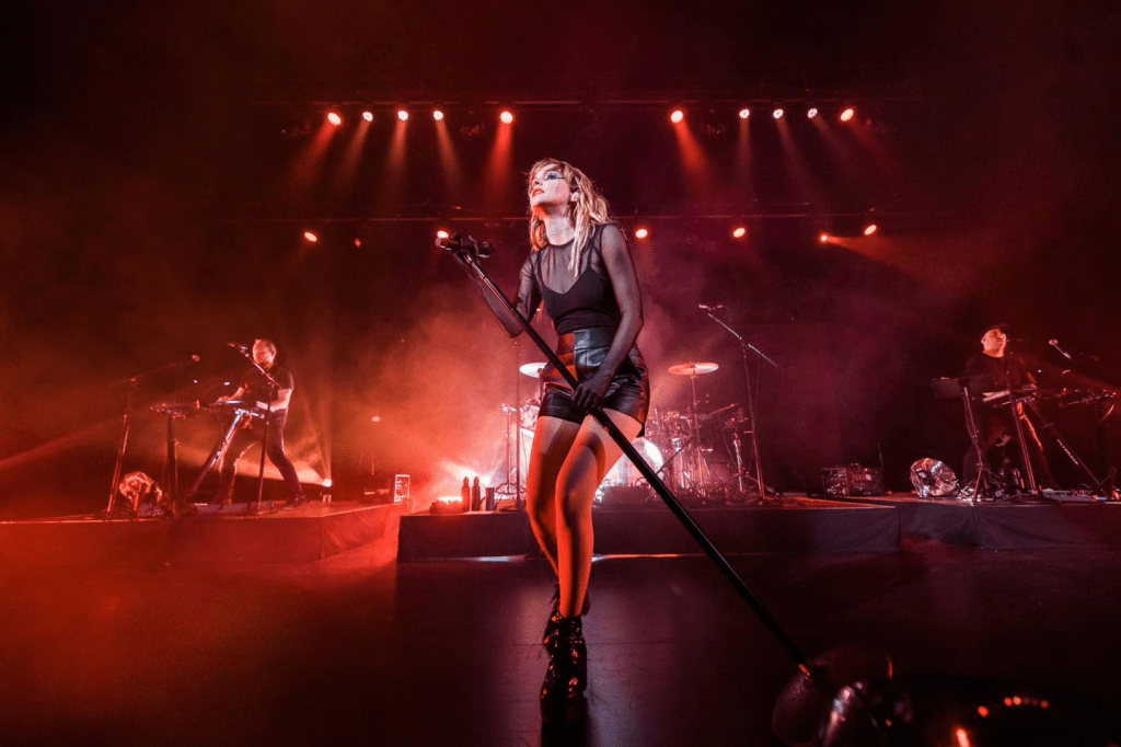 CHVRCHES anuncia dois shows solo no Brasil em&nbsp;março