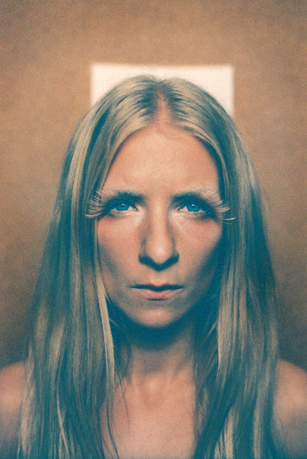 ionnalee e seu projeto ‘IAMAMIWHOAMI’ retornam ao Brasil para shows em São Paulo E Rio de&nbsp;Janeiro