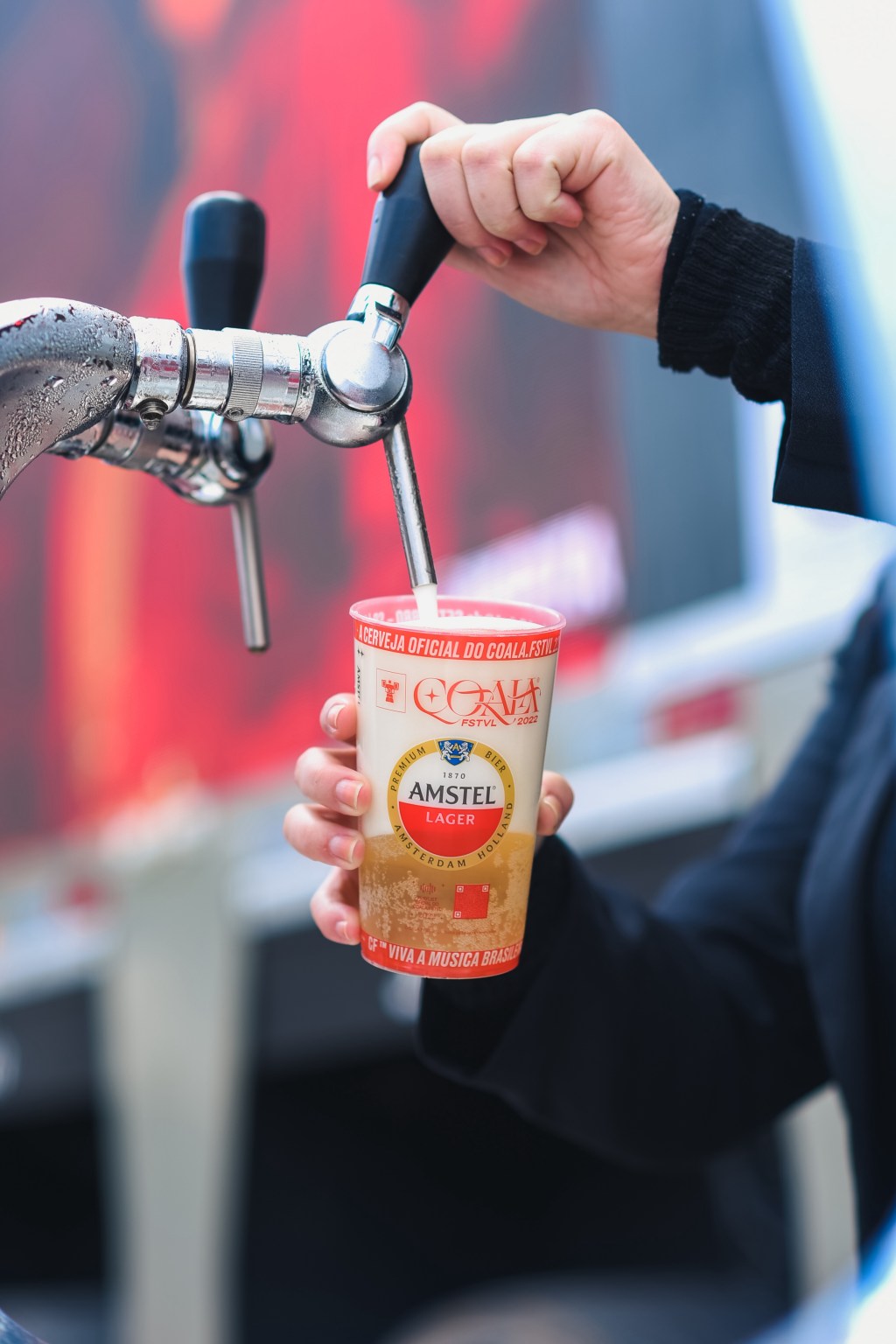 Coala Festival renova com Amstel e a marca, além de se manter cerveja oficial, agora apresenta o evento por mais três&nbsp;anos