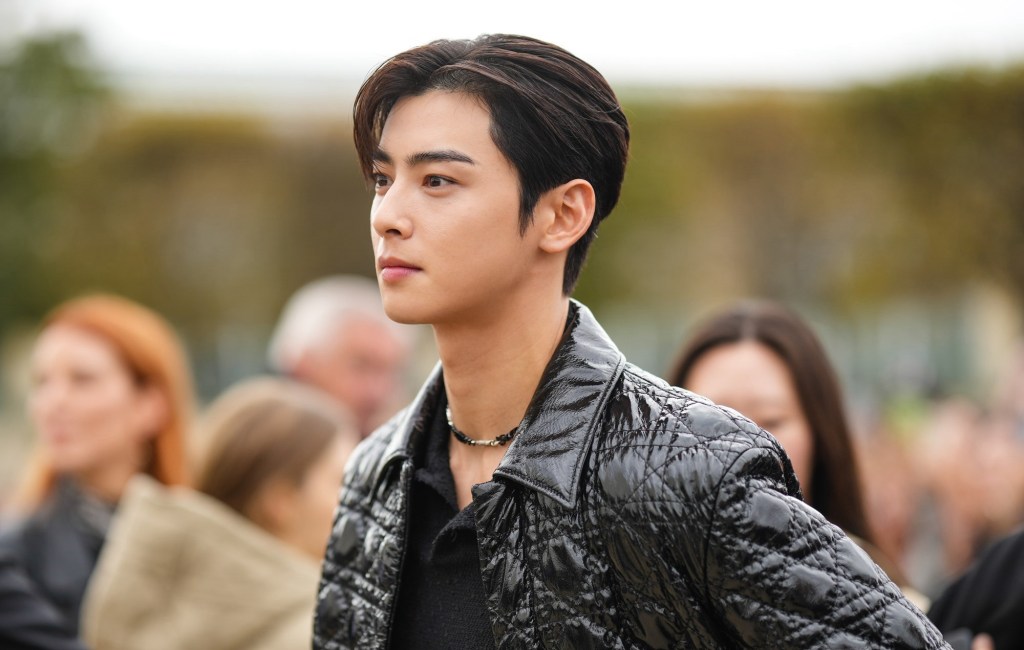 Cha Eun-woo confirma “2024 Just One 10 Minute [Mystery Elevator]” em São&nbsp;Paulo