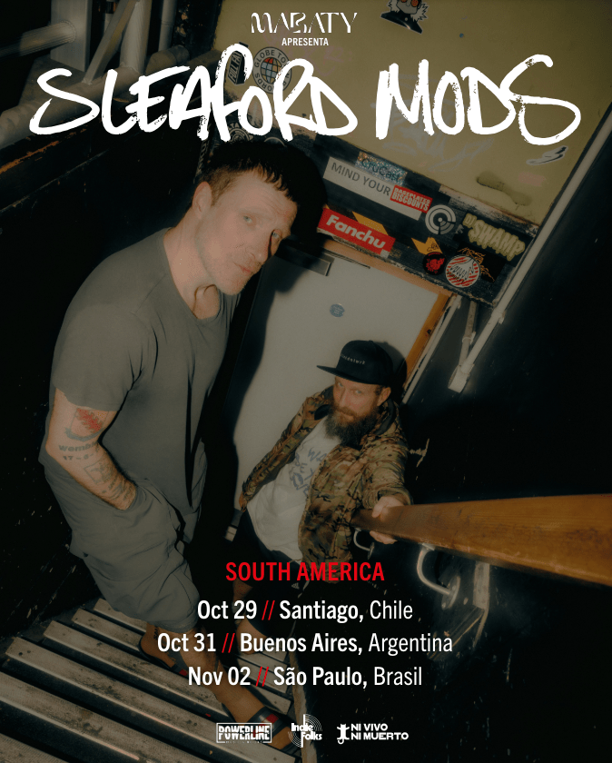 Sleaford Mods, cultuado duo inglês de pós-punk, estreia no&nbsp;Brasil