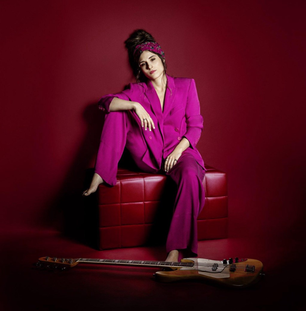 Na véspera de feriado, Kinga Glyk, uma das vozes mais influentes do jazz contemporâneo, sobe ao palco do Blue Note São&nbsp;Paulo