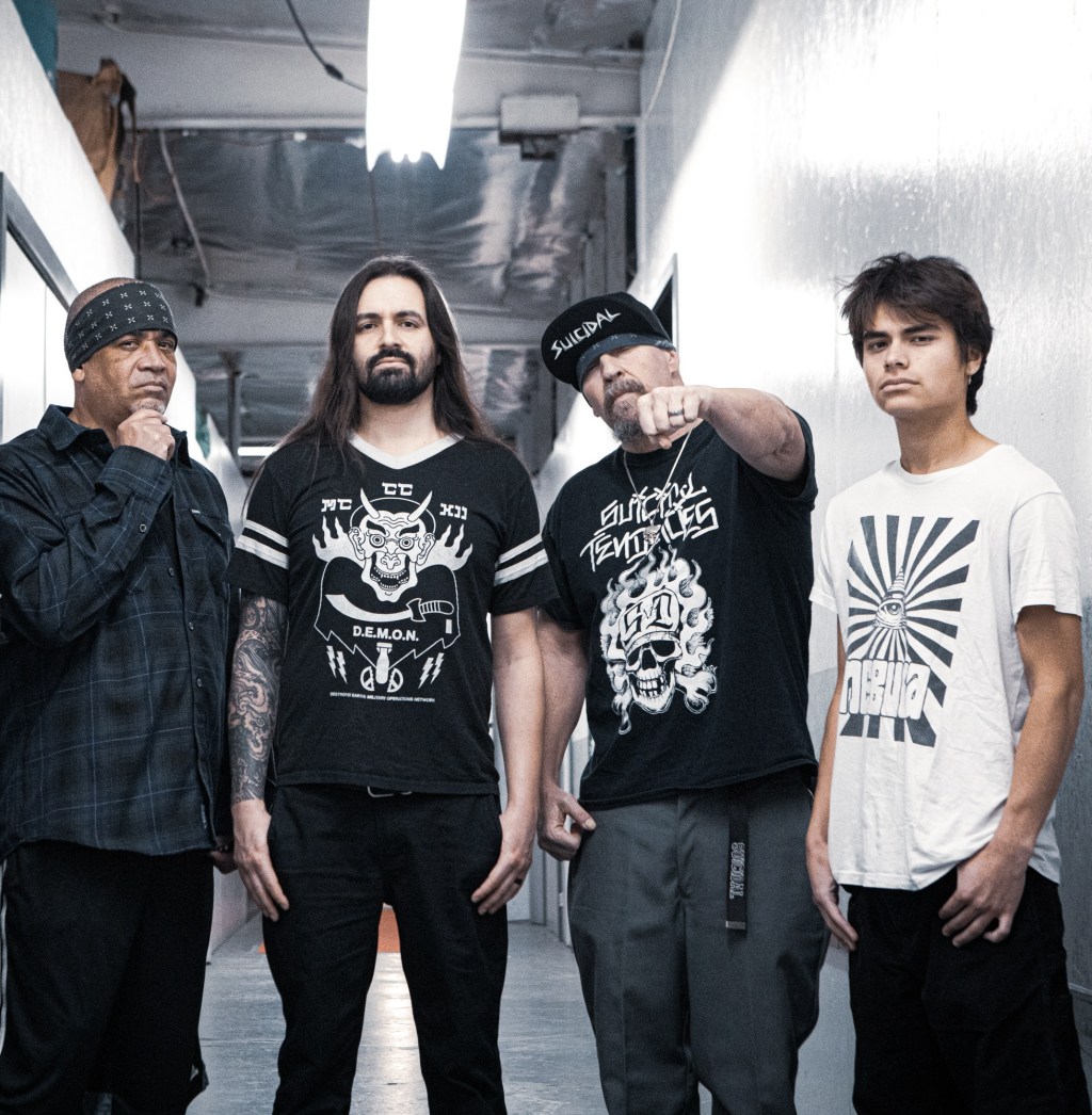Suicidal Tendencies estreia nova formação em turnê pelo Brasil e lança single com participação de músicos e atletas&nbsp;brasileiros