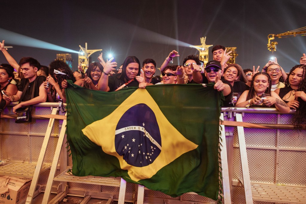 Edição histórica de 40 anos do Rock in Rio traz novidades para os fãs e encerra noite com performance incansável de Travis&nbsp;Scott