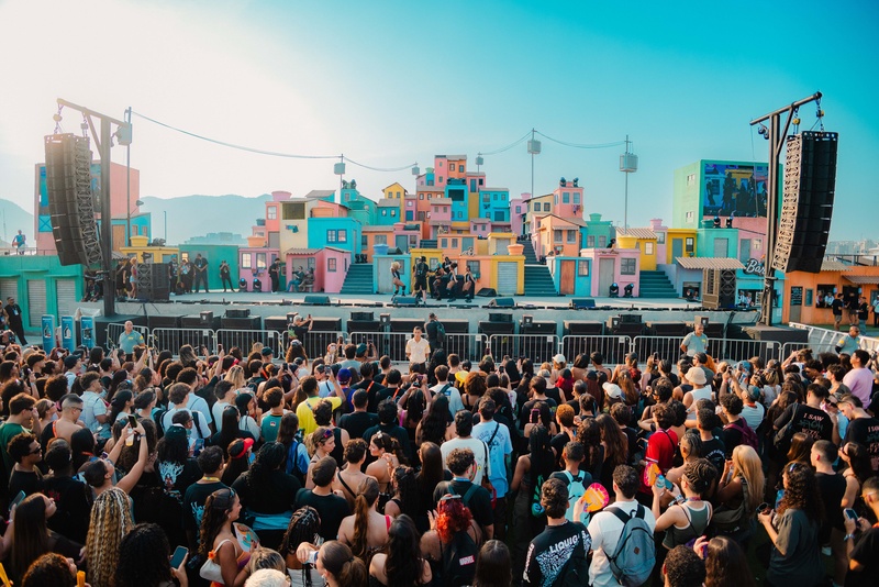 Do funk ao rock: mulheres mostram a diversidade e a força feminina no Espaço Favela do Rock in Rio 2026