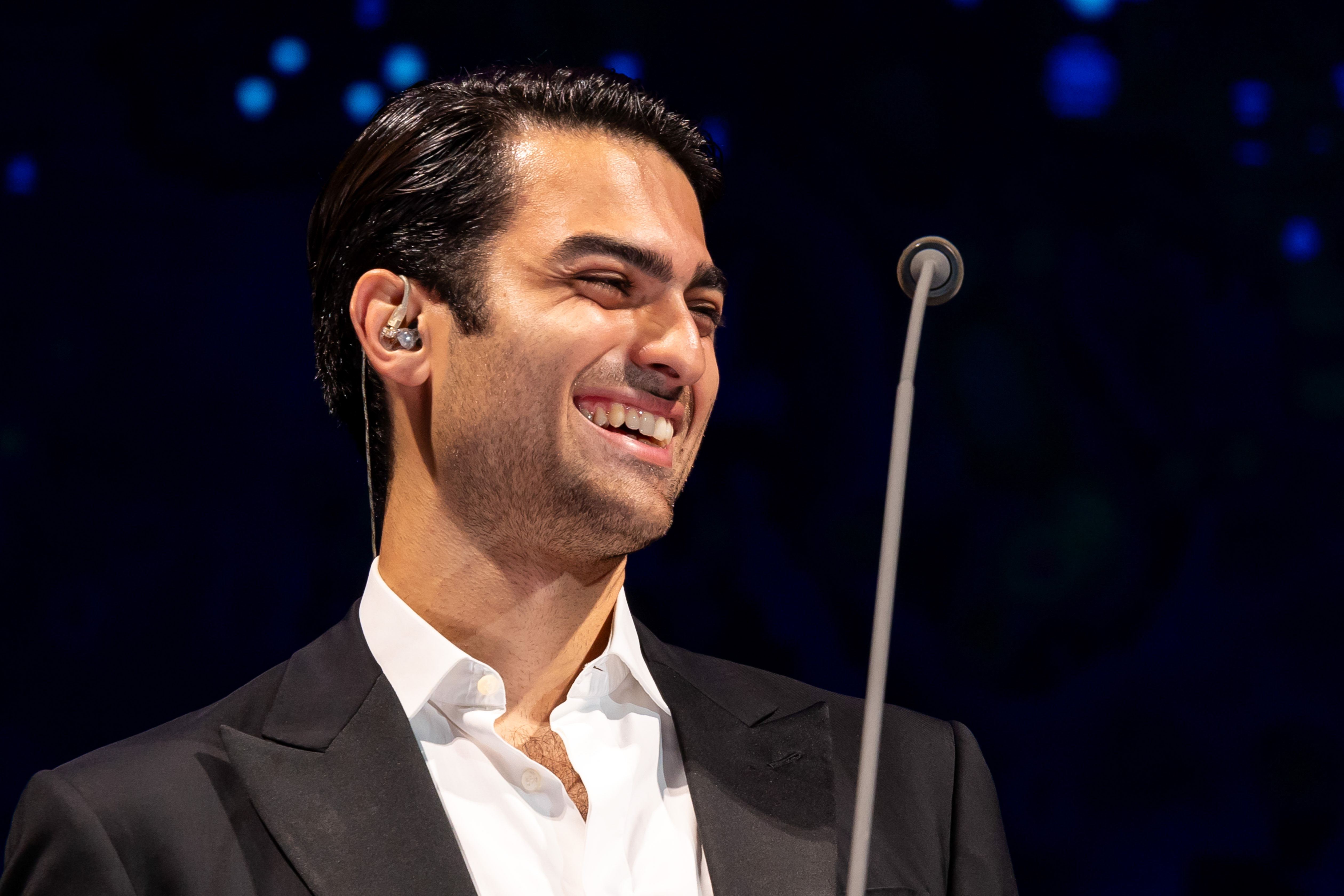 Matteo Bocelli traz sua turnê mundial Falling in Love para o Brasil em outubro